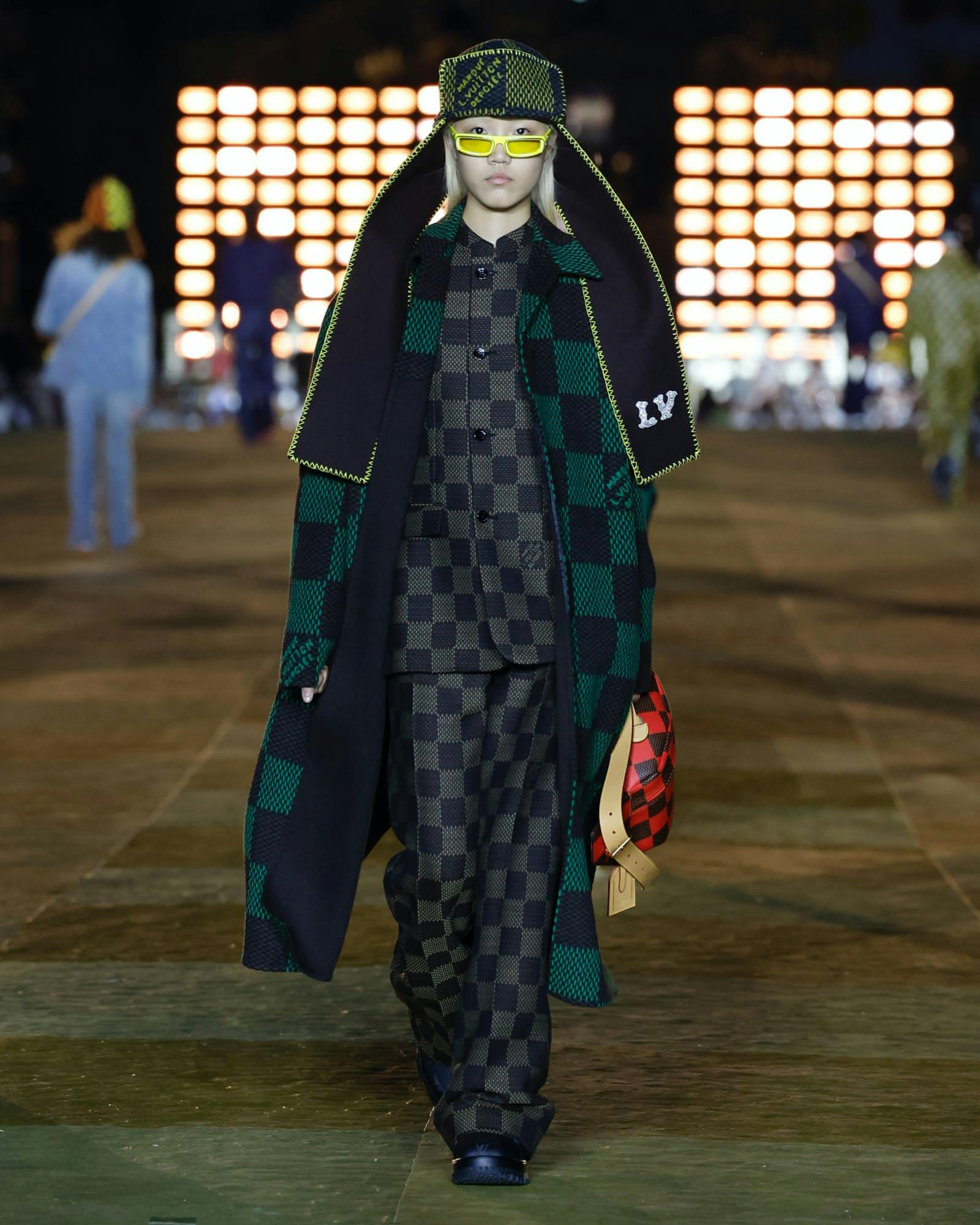 Louis Vuitton apre la Fashion Week Uomo a Parigi con la prima collezione  primavera-estate 2024 di Pharrell Williams - LVMH