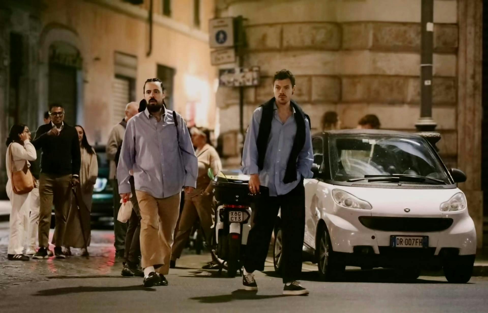 Alessandro Michele e Harry Styles a Roma fuori dal ristorante "Il Pagliaccio"